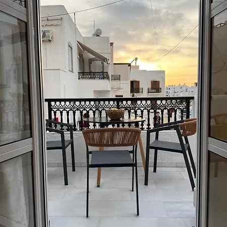 شقة Zafiri Naxos City